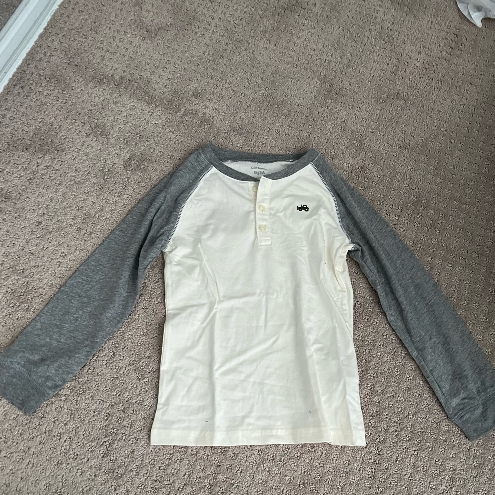 NWOT Carters Toddler Boys Long Sleeve Shirt